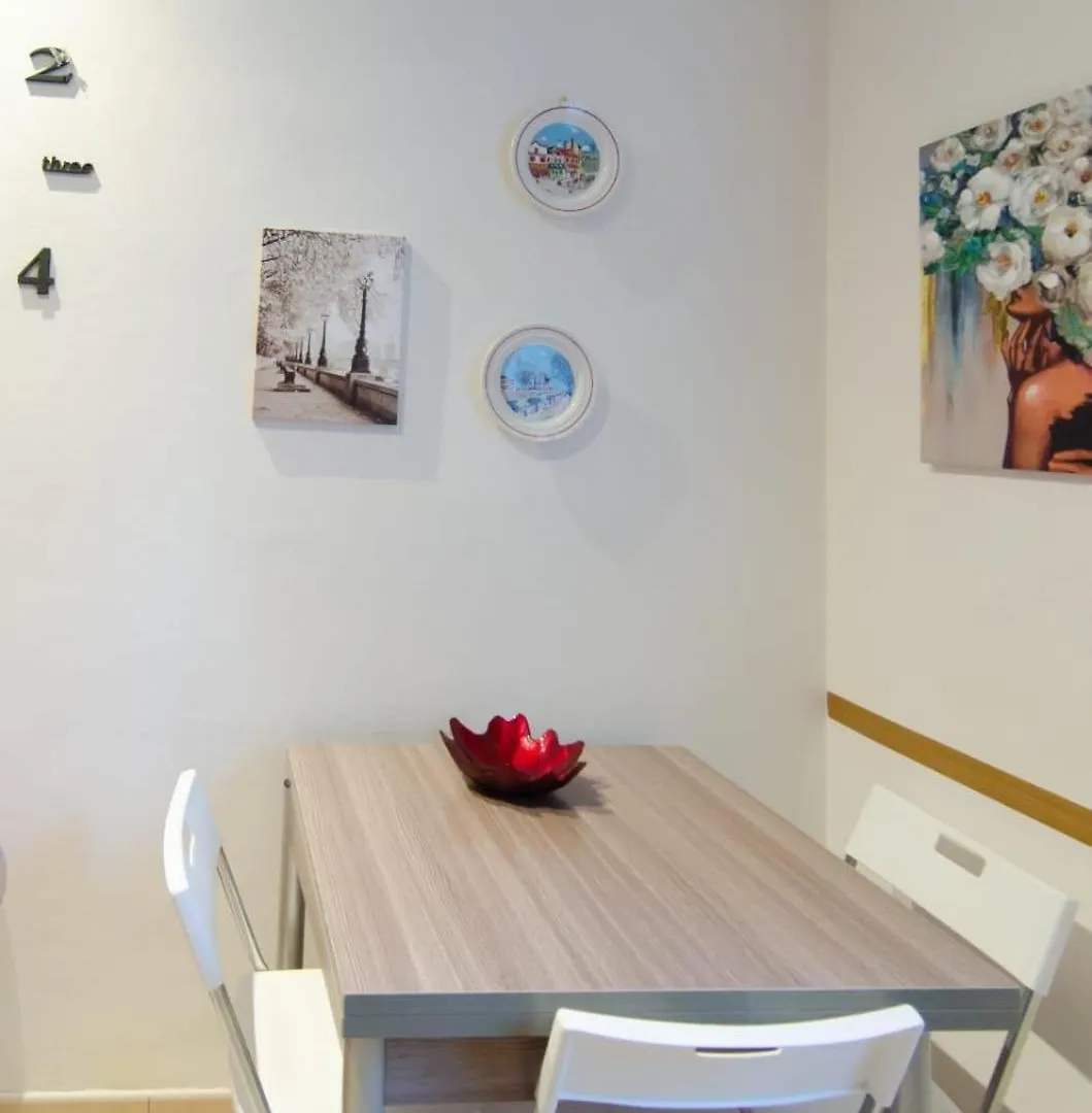 A Casa Da Vicky Apartment Parma 0*,